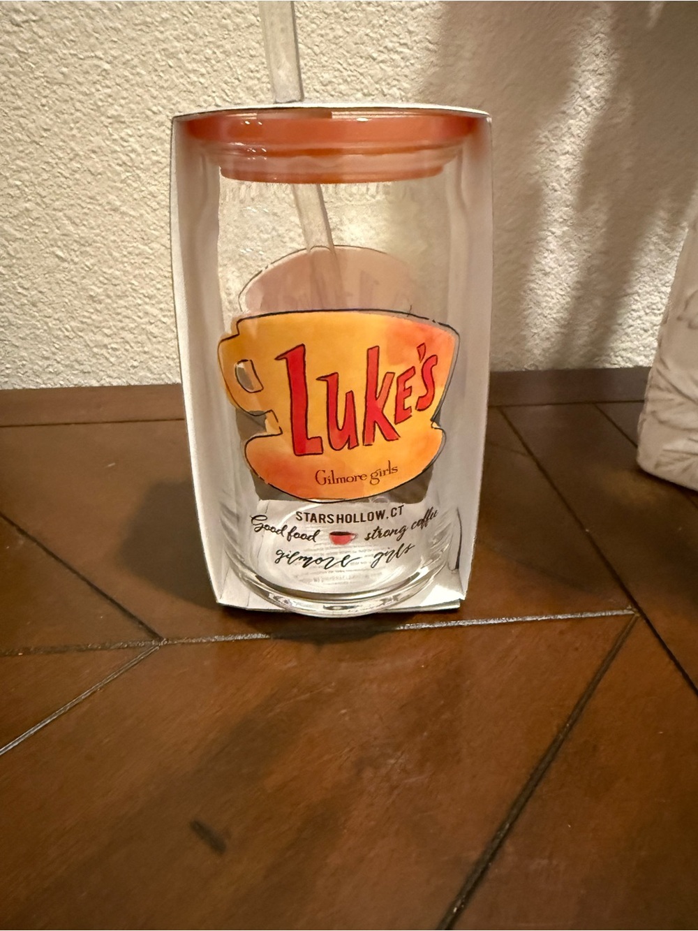 Gilmore Girls 16 Oz Reusable Glass Tumbler with Lid & Straw- LUKE’S- NWT - Picture 3 of 5